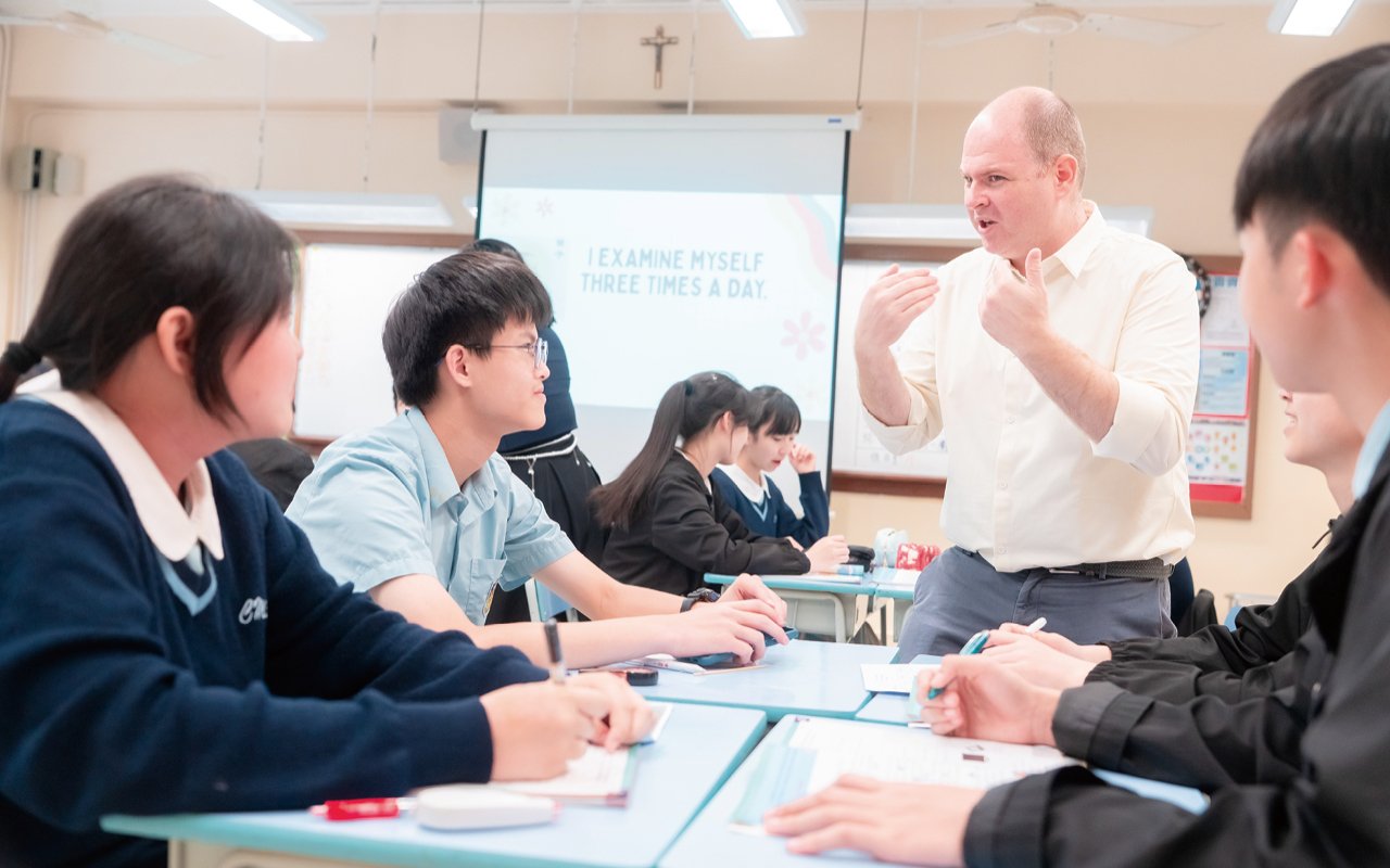 學校將英語與價值觀教育緊密扣連