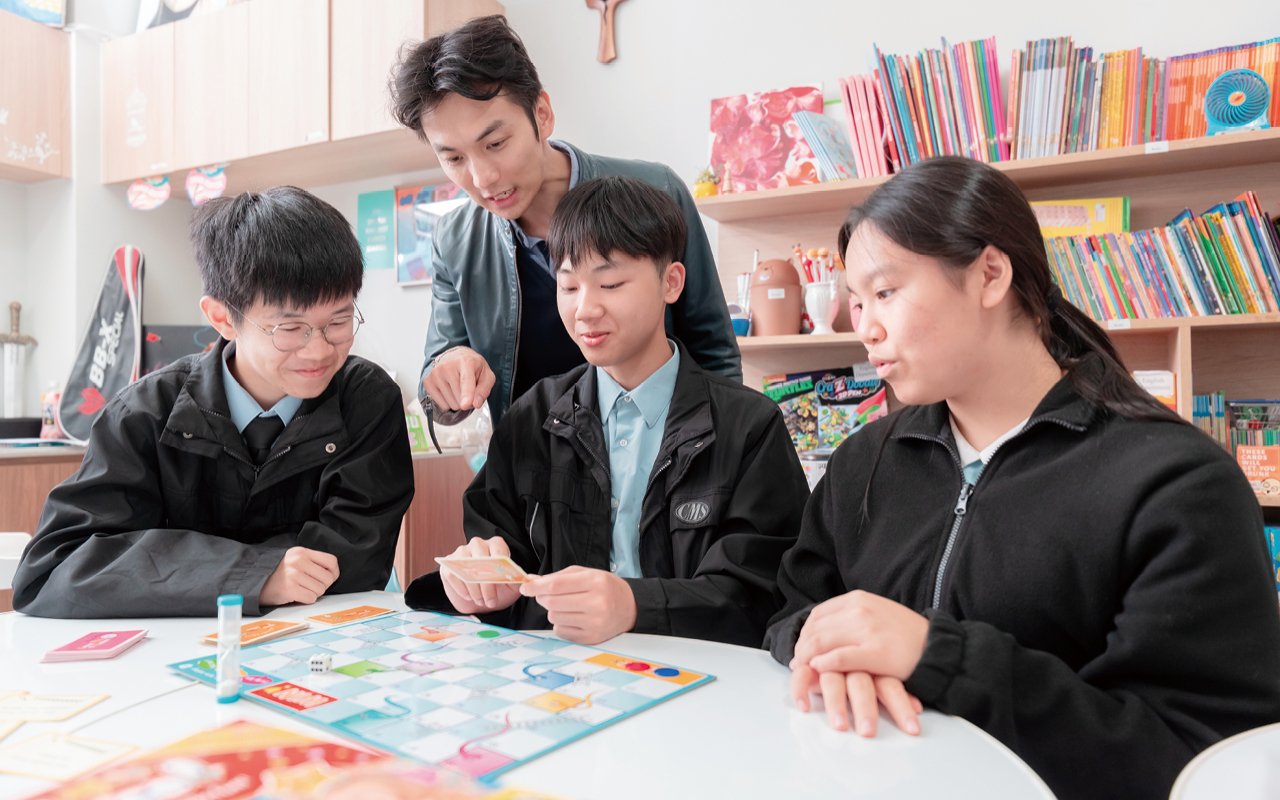 推出英語學習支援措施