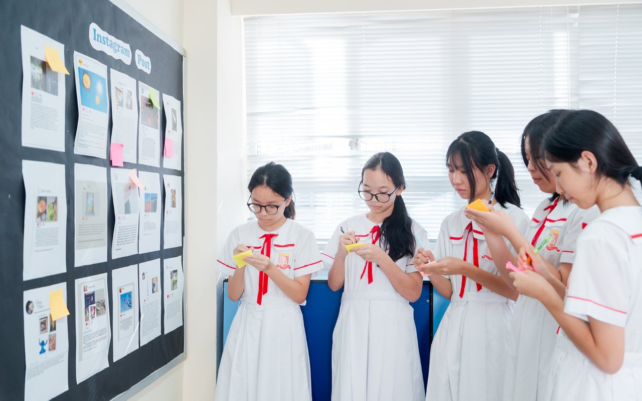 在英語教學中，學校滲透價值觀教育