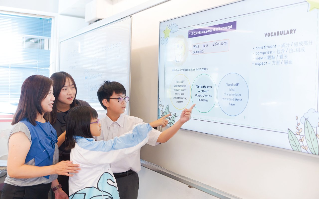 確保英語與學科知識深度契合