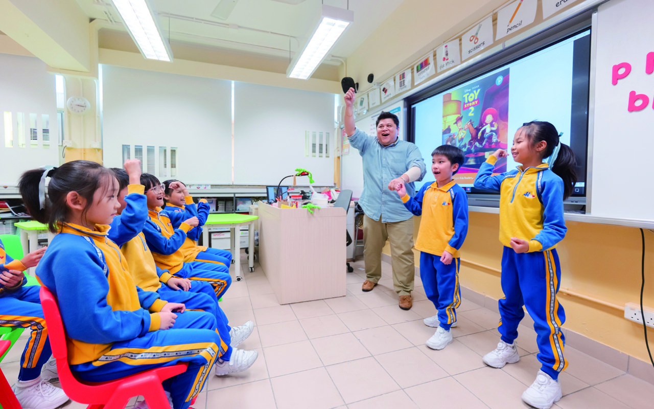 The school introduces AI platform Lango School