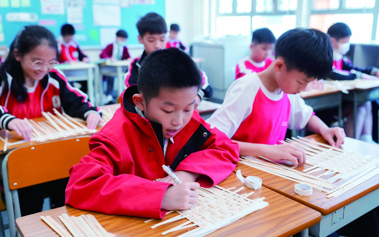 學校的校本課程豐富多元