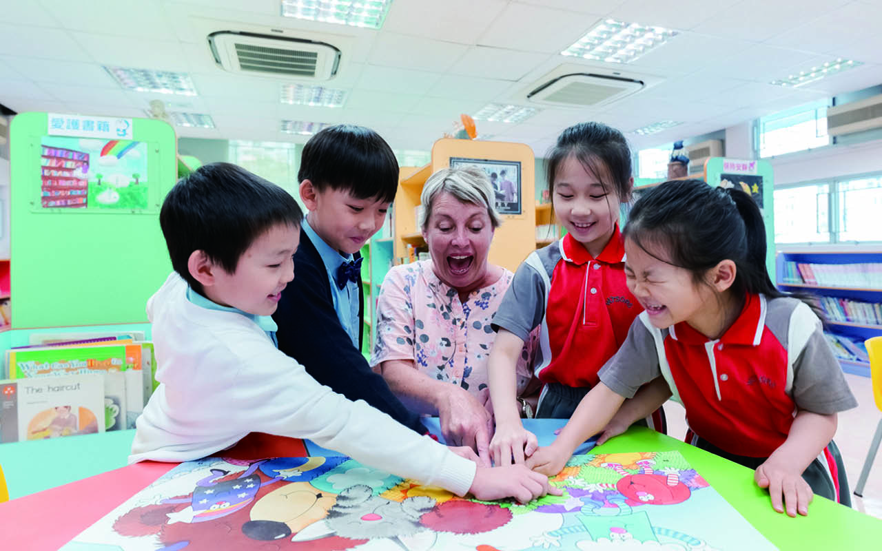 學校致力將英語融入校園生活