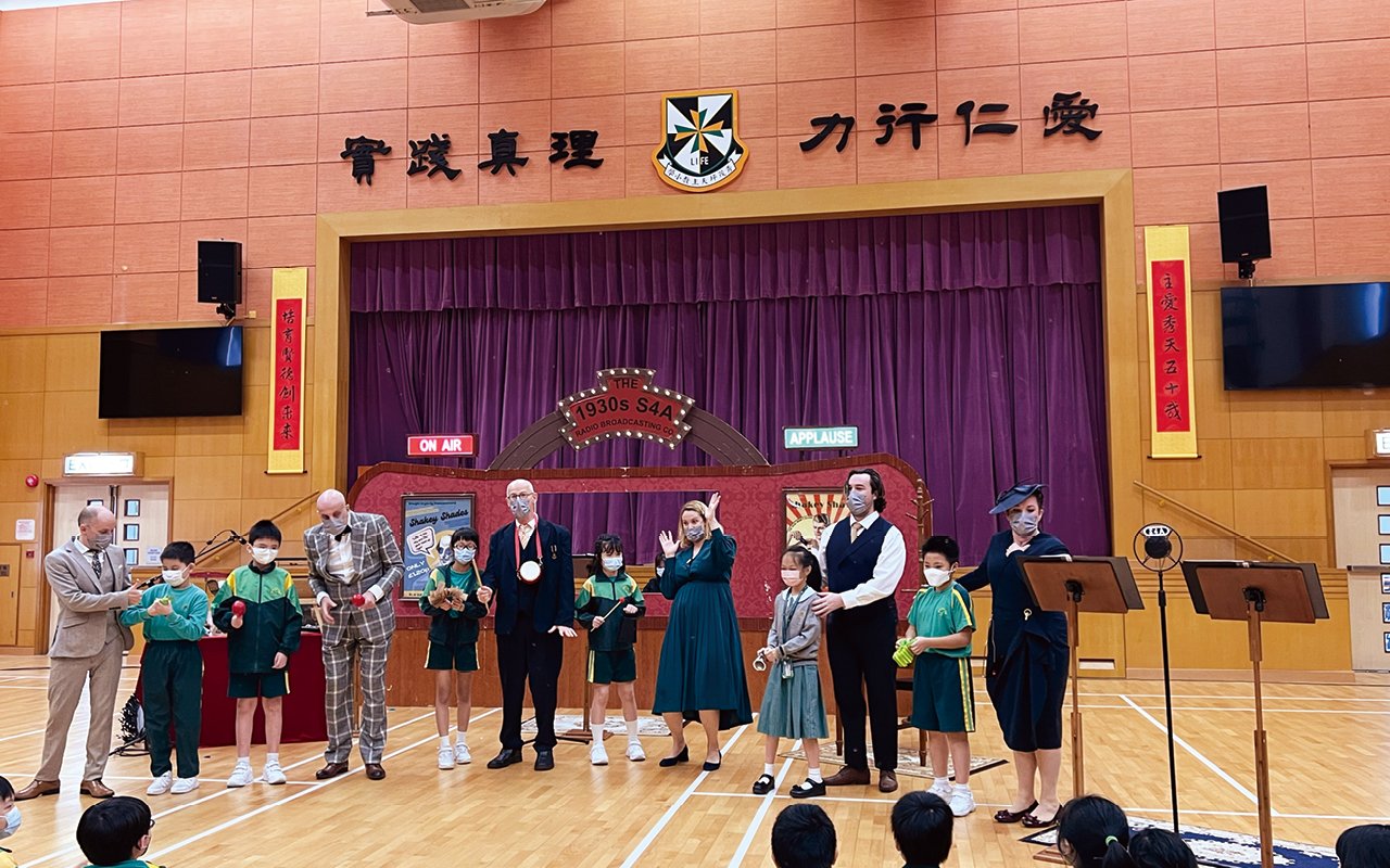 學校重視新生升小適應期，為此學校在準小一生完成入學登記後便已經提供不同的適應課程。