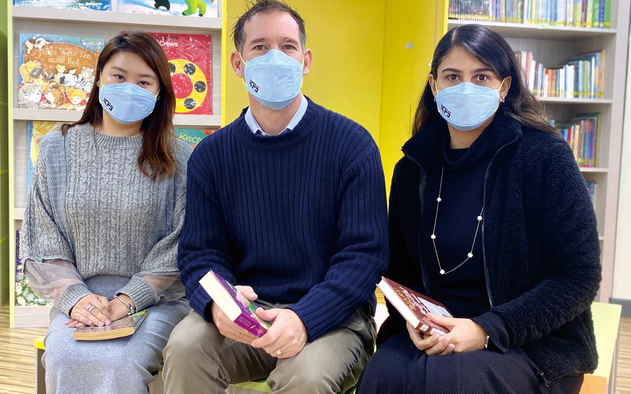 外籍英語老師及本地英文老師一同教學，分享學習地道英語的方法。