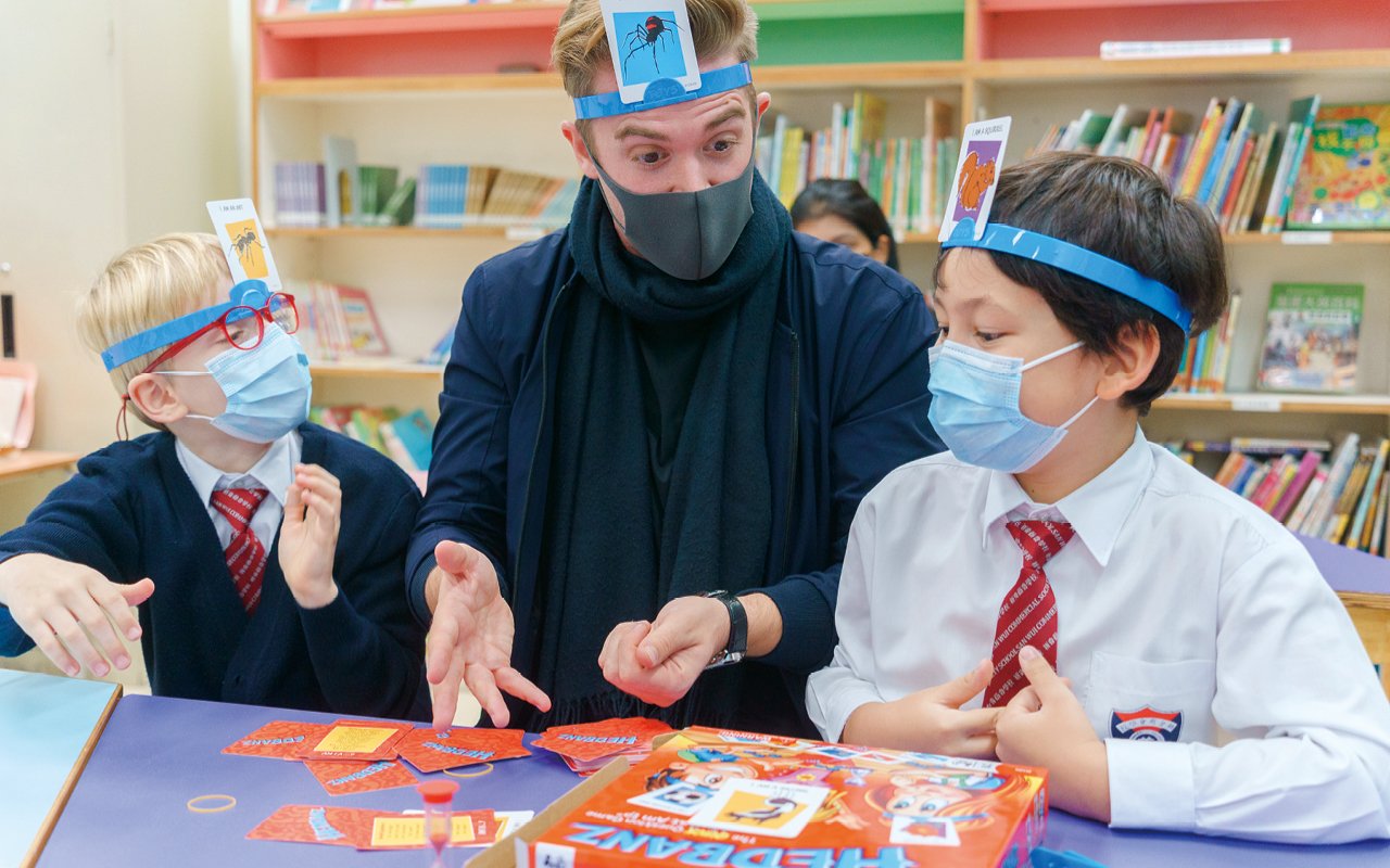 學校十分重視英文科發展，共有3位外籍英語老師，當中2位是由學校自資聘用。