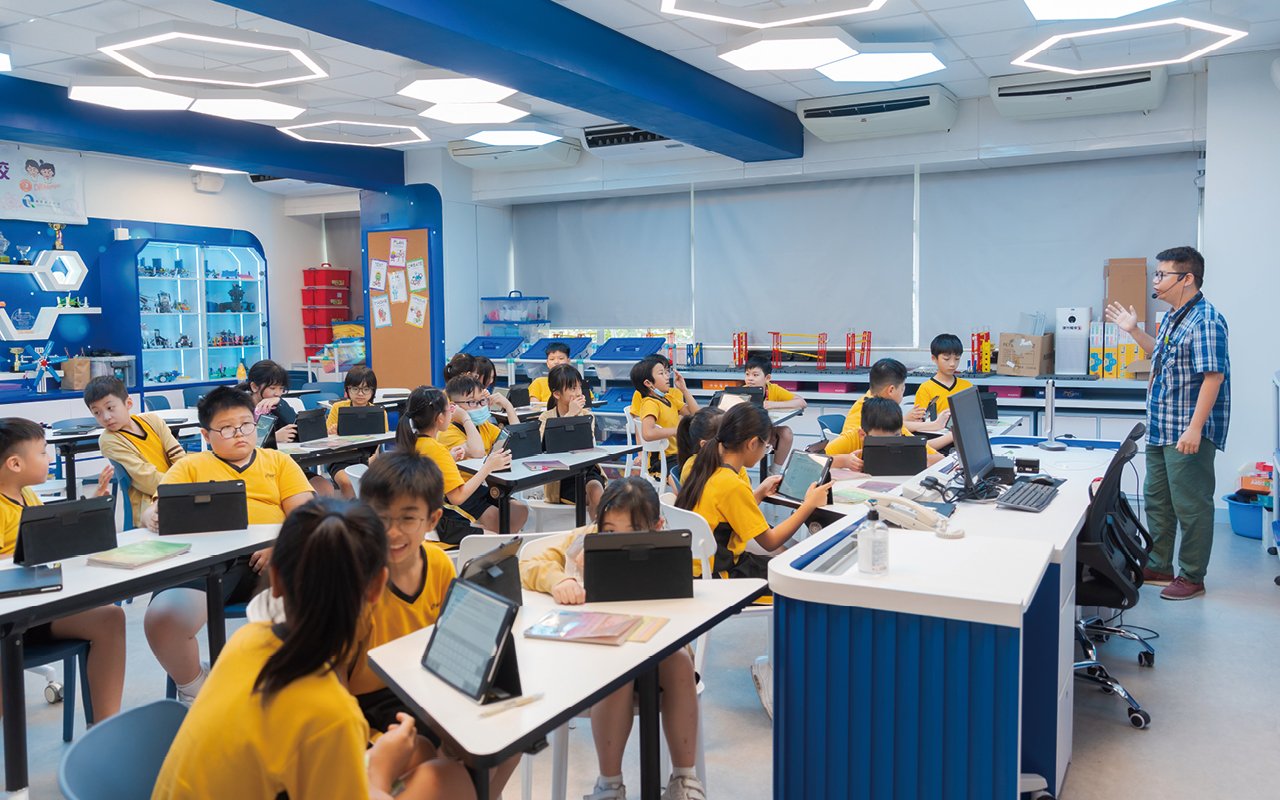 學校致力推動STEM教育，提升學生學習科學、 科技及數學的效能