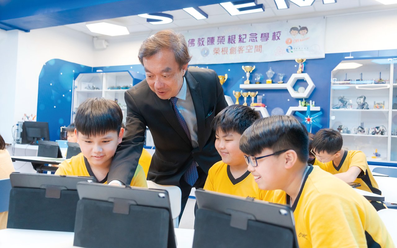 學校設立專題研習，讓學生動手實踐所學