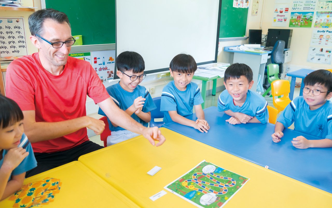 學校致力協助學生銜接不同學習階段