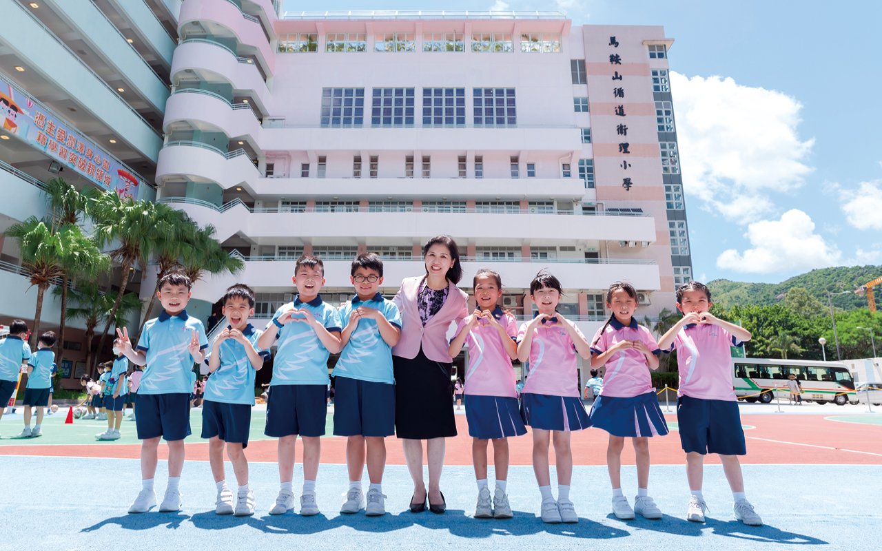 Cultivate students to achieve balanced development in spiritual, moral, intellectual, physical, social and aesthetic aspects