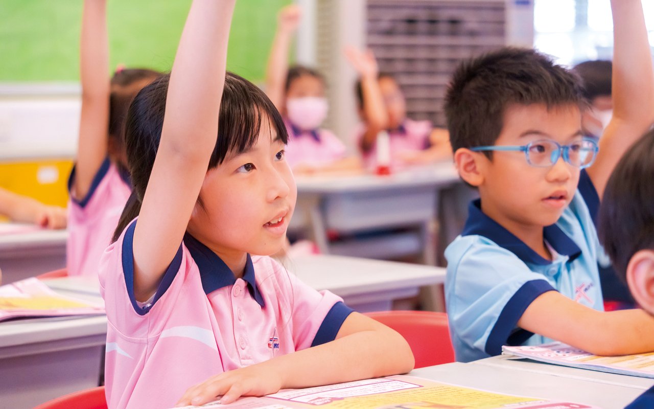 The school attaches great importance to Chinese education and is committed to promoting the biliteracy and trilingual policy