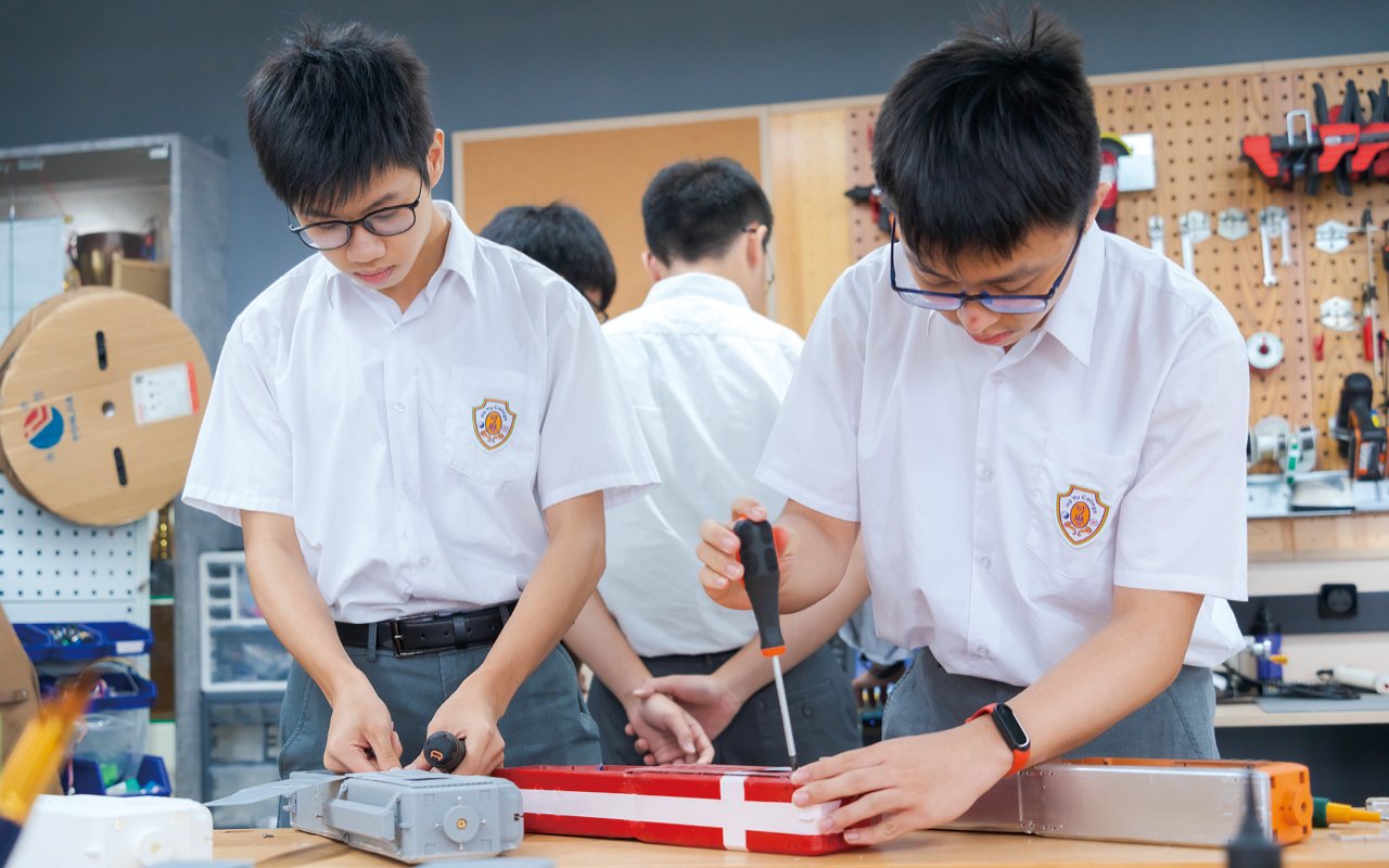 自發地對知識進行延伸學習