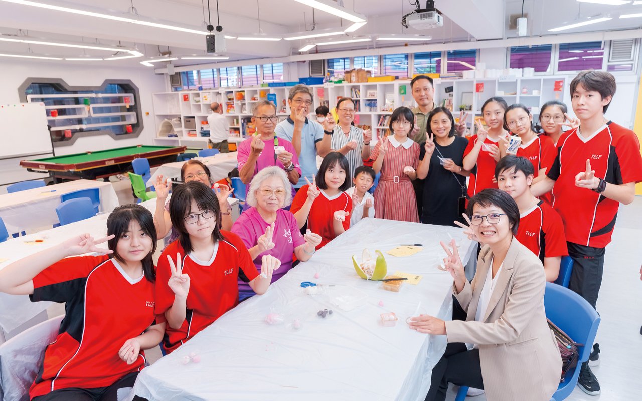 推動「友善社區學校」的概念