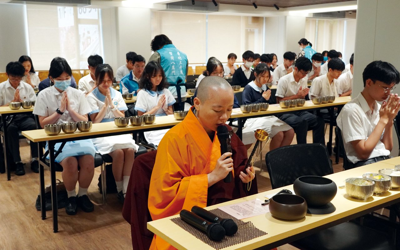 融入佛法教育
