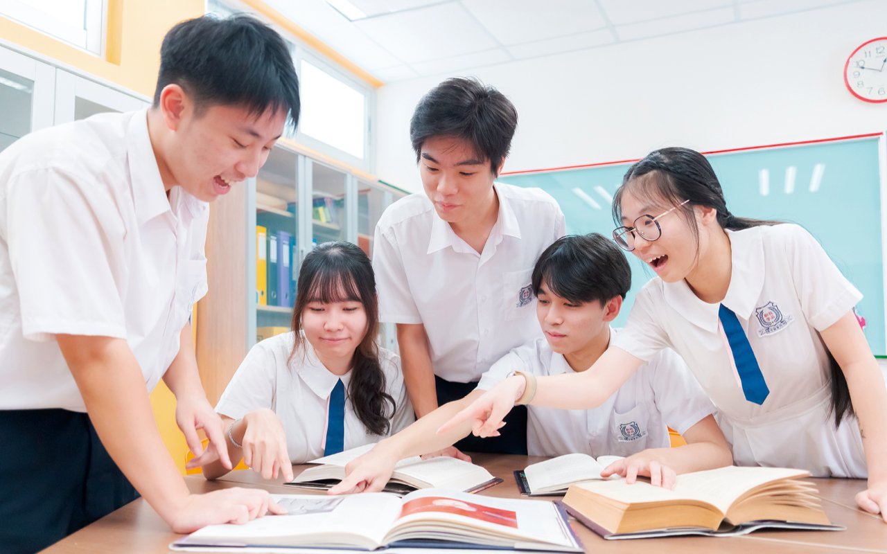 Cultivate professional scientific and technological talents