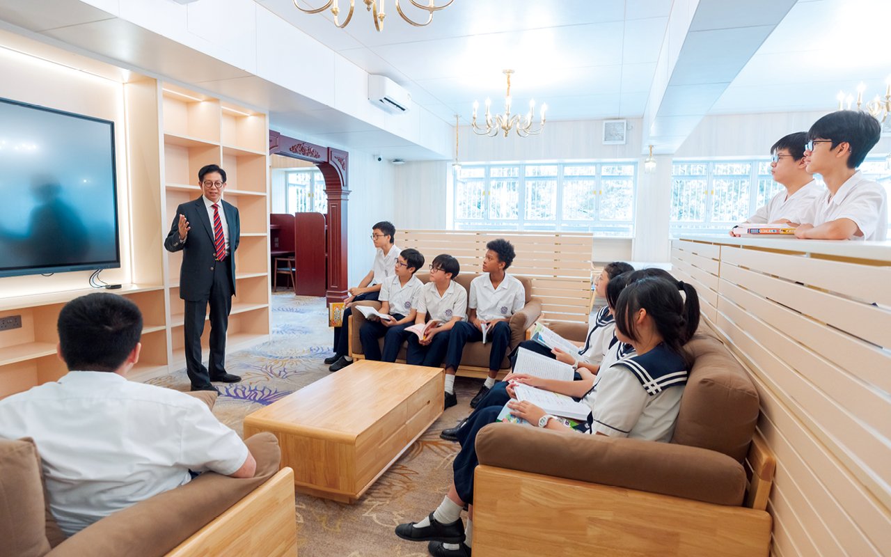 學校鼓勵同學在課堂以外能多嘗試、多接觸、多見識