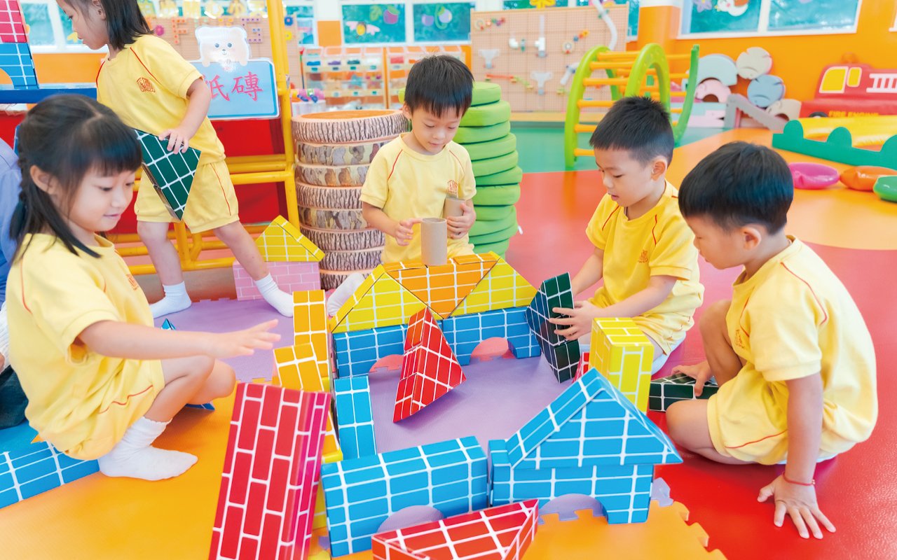 着重培養正確價值觀