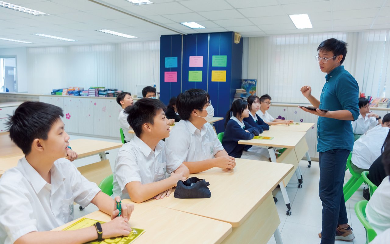 為豐富同學的語言學習體驗，學校積極推動英語話劇教育