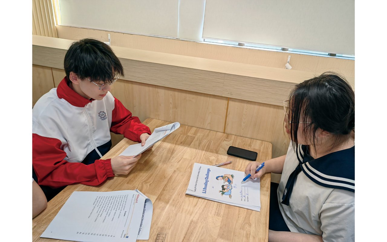 學生從閱讀中提升英文水平