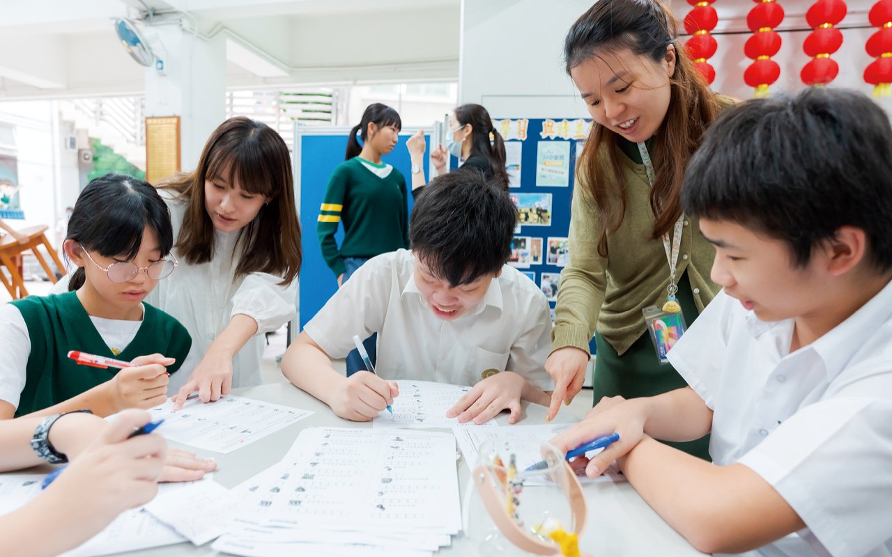 英文科組會在教學中加入不同寫作元素