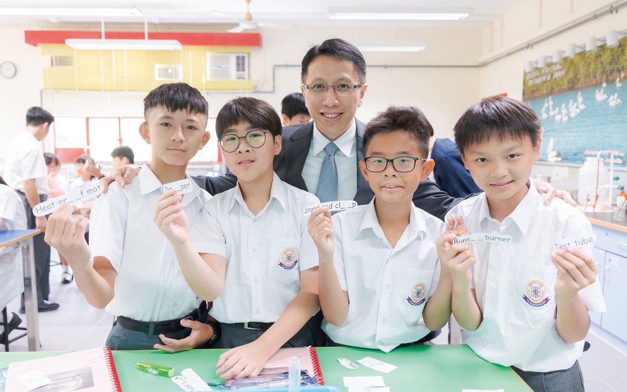 學校以促進學生的多元發展為教學目標