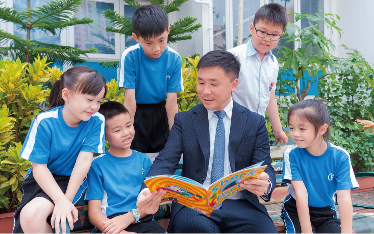 學校致力從閱讀着手教學，既有助提高學生語感、理解閱讀文本的能力，也有助於培養他們的寫作技巧。