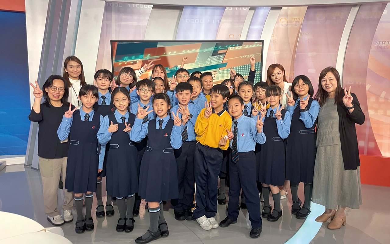 學校致力於提供多元化的英語活動，創造一個濃厚的英語學習環境。