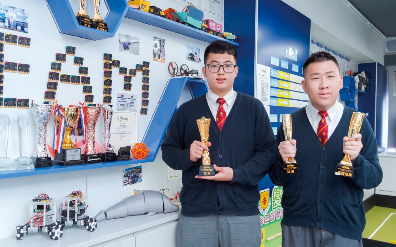 Students have particularly outstanding results in external competitions in STEAM areas