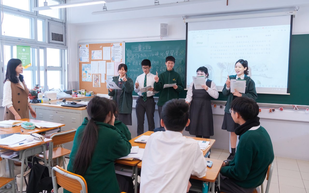 「生本教學」是學校近年發展的重點，漸次提升學生課堂的參與度。