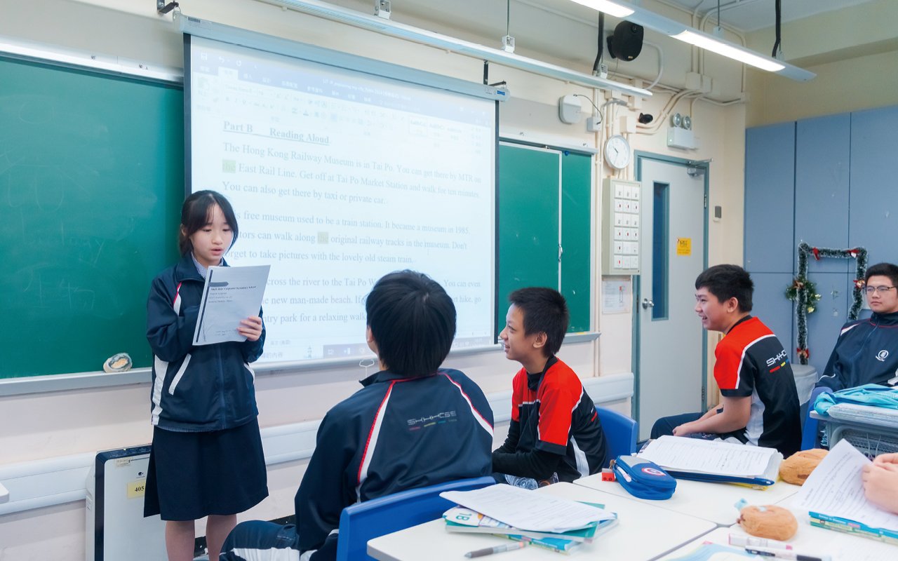 學校積極開拓校外資源以支援學生在語言學習上的發展