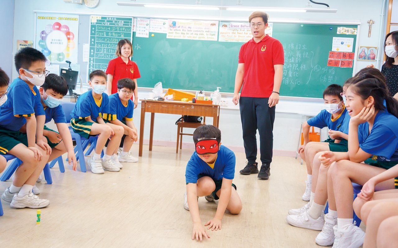 學校藉着一系列活動，引導學生活出正向積極的人生