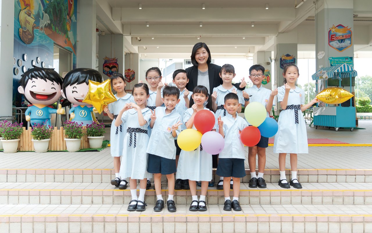 鳳溪創新小學以培養學生的兩文三語及提升學生的探究及創新思維為核心