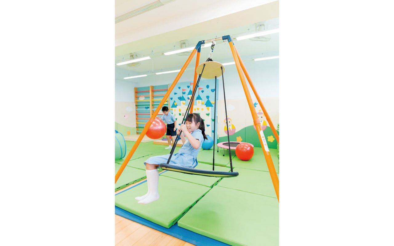 The school provides a variety of extracurricular activities