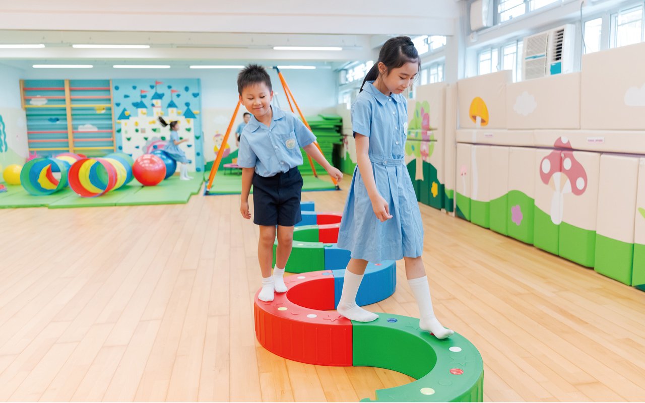 The school will arrange exchanges for students in mainland China or overseas