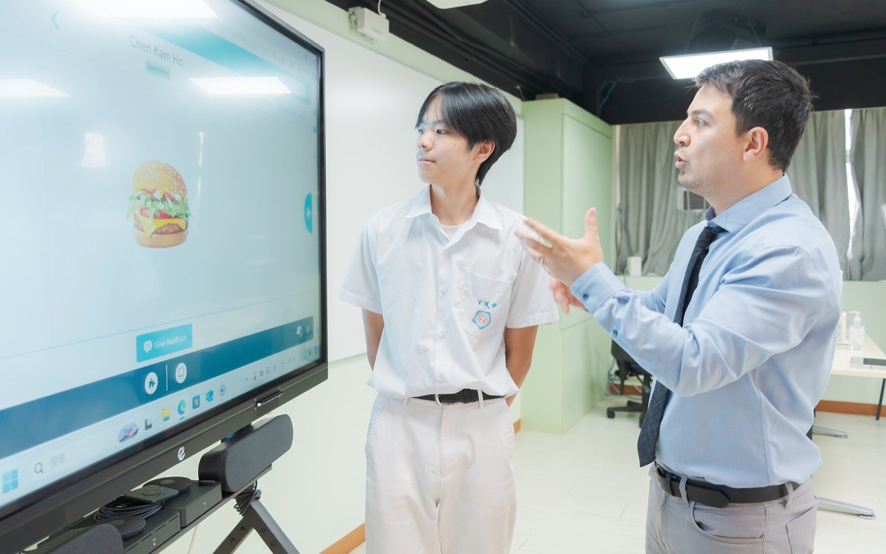 學校在各科中引入不同元素，透過跨科學習，使各科之間互相補足