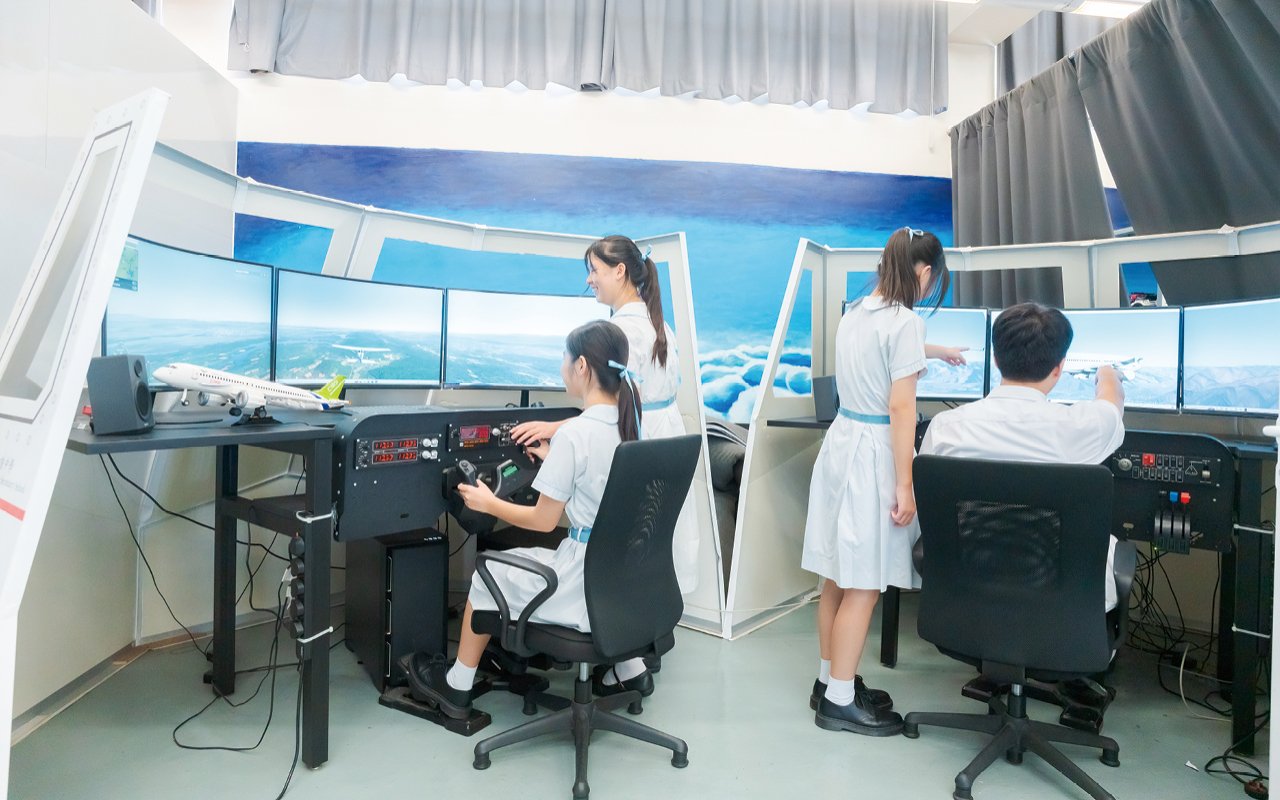 學校提倡創科教育，着重培養學生的創造力、解難能力以及創科精神