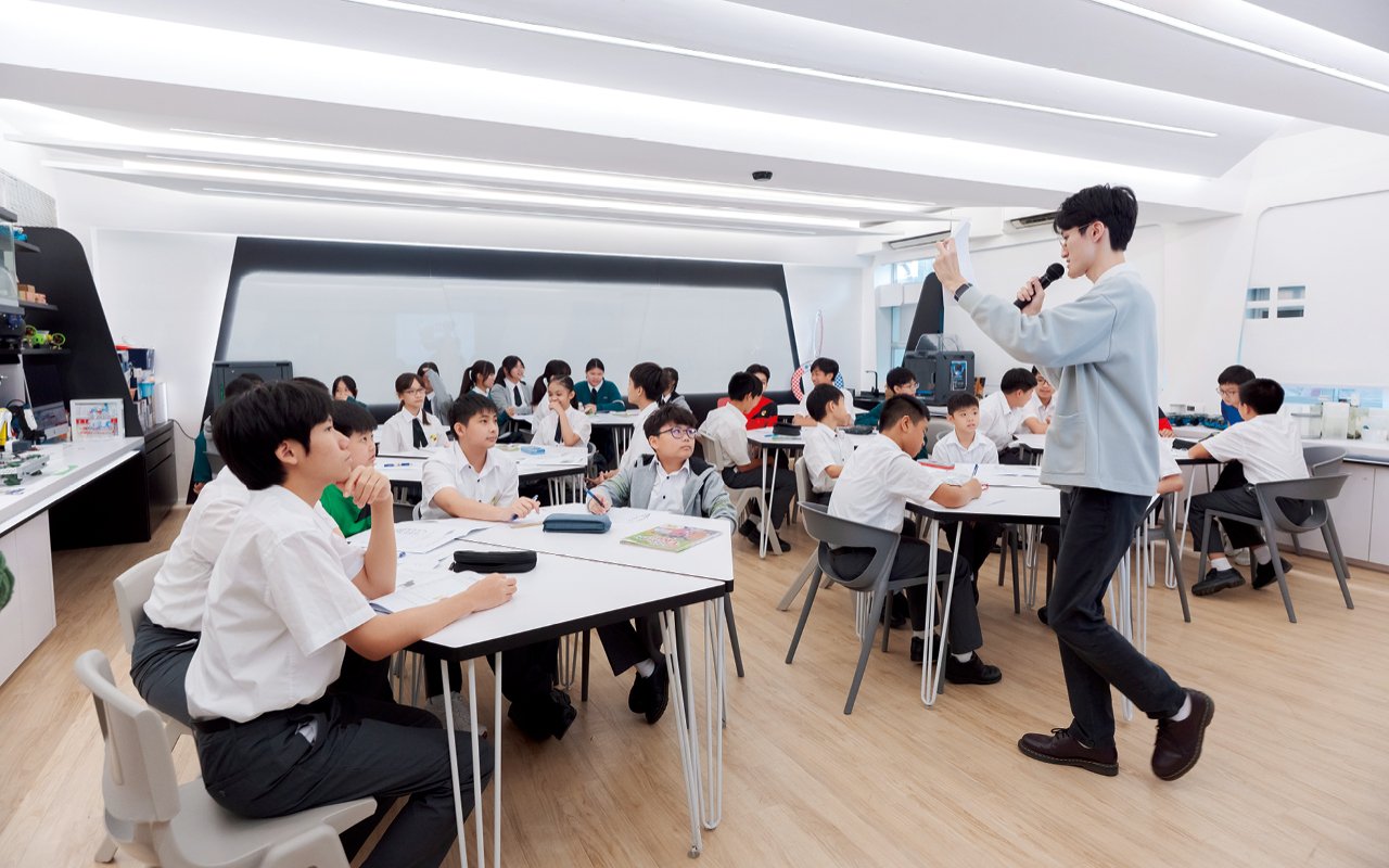從初中階段起，學生便開始接觸人工智能