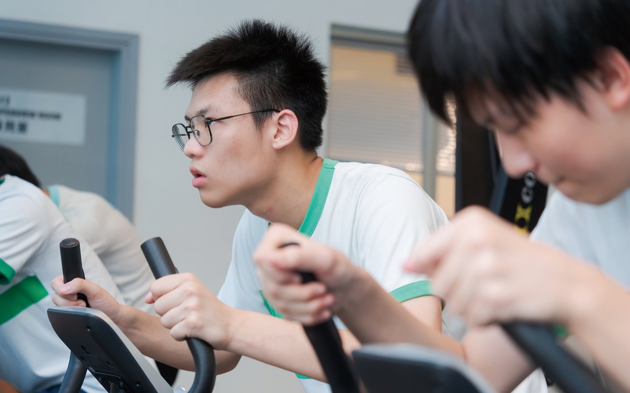 學校重視學術的同時，也非常關注學生的身心健康