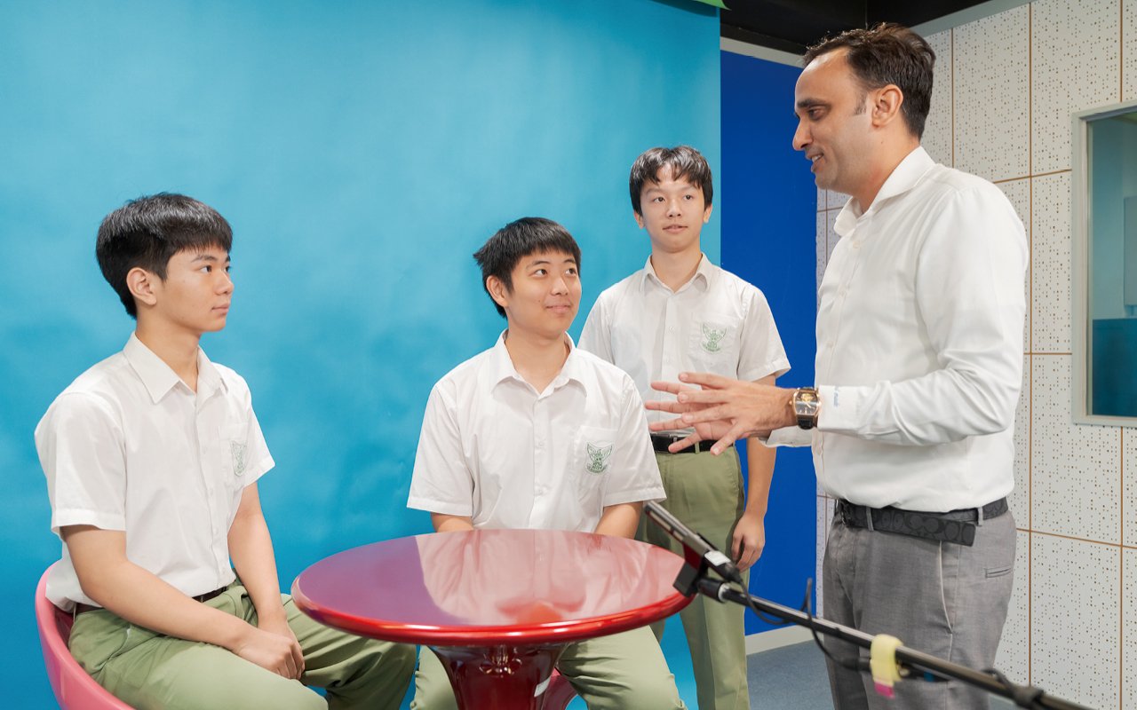 學校特別外聘導師，展開雅思英語課程