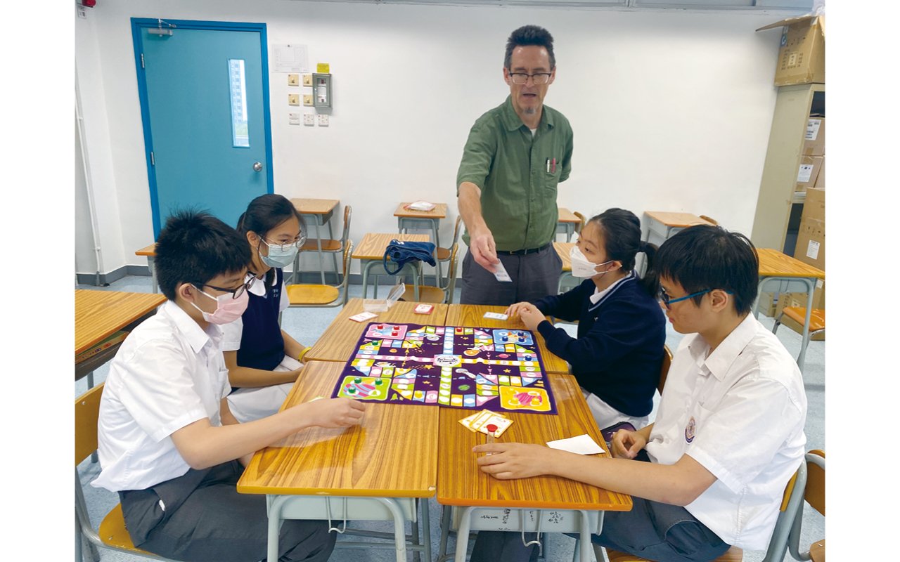 根據學生的程度特別設計校本教材