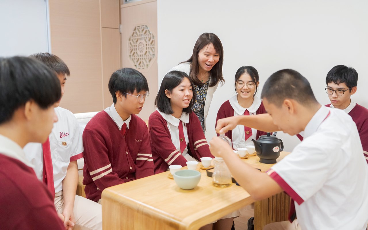 學校創立「覺念心靈成長中心」，專為關顧學生身心靈健康而設