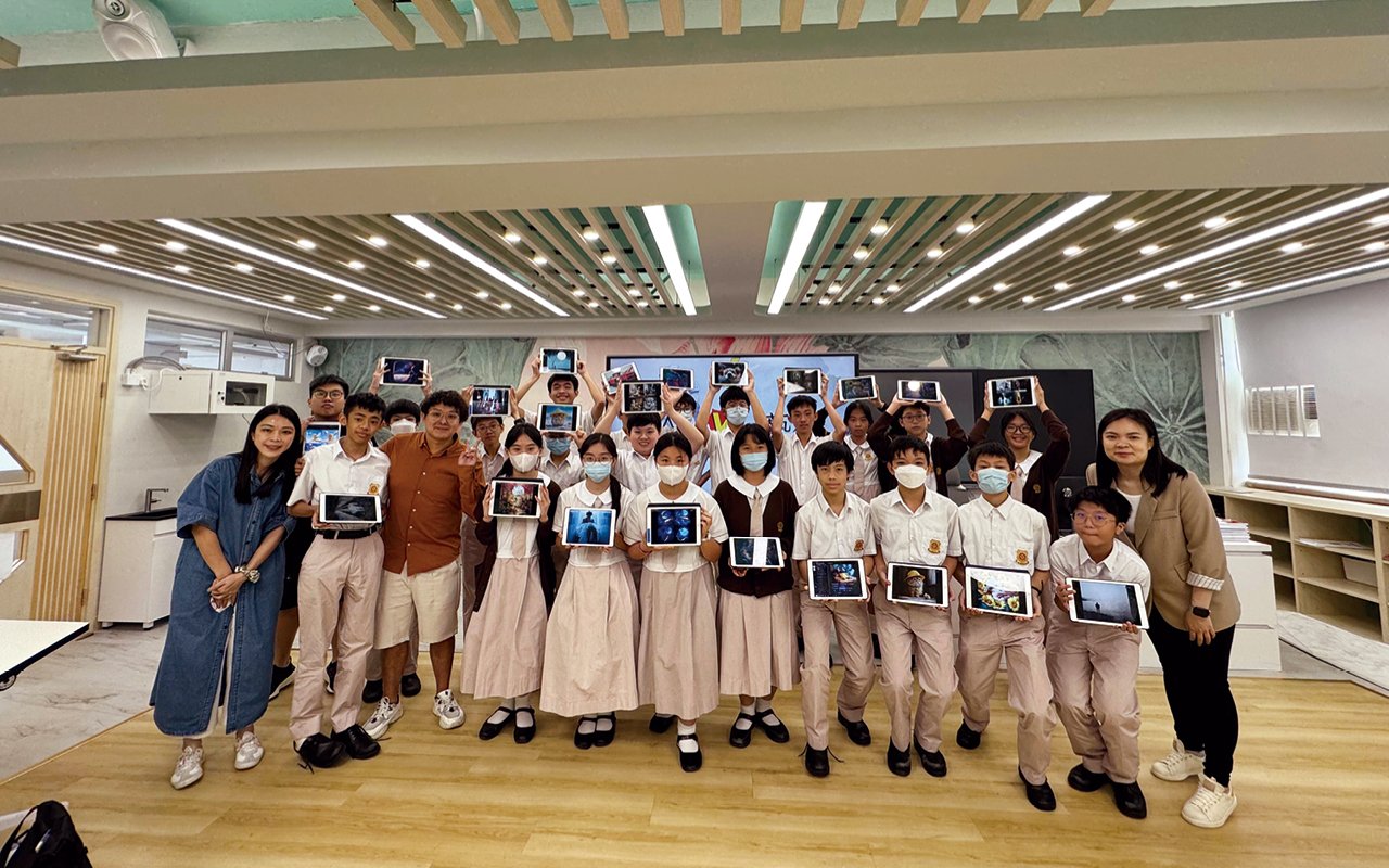 在午讀課節增設不同的電子英語閱讀資源