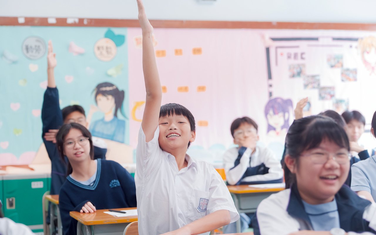 在康樂中學濃厚、愉快的英語環境下學習、愛上學英語