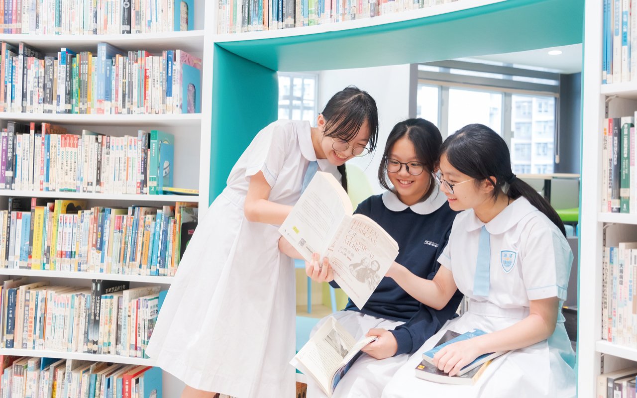 學校結合出色的英語課程規劃，讓學生能夠掌握英語知識和應用技巧