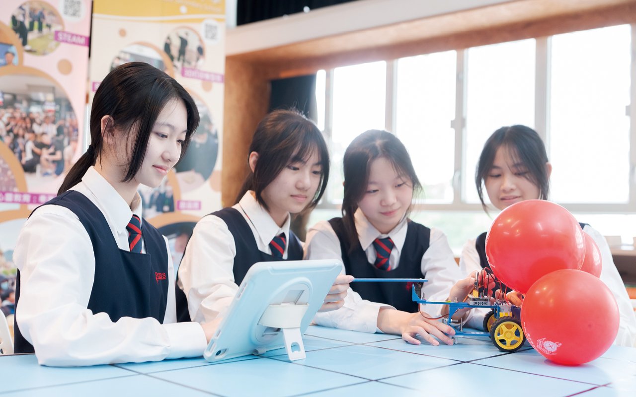 學校致為在STEAM方面有潛能的學生提供成就的機會