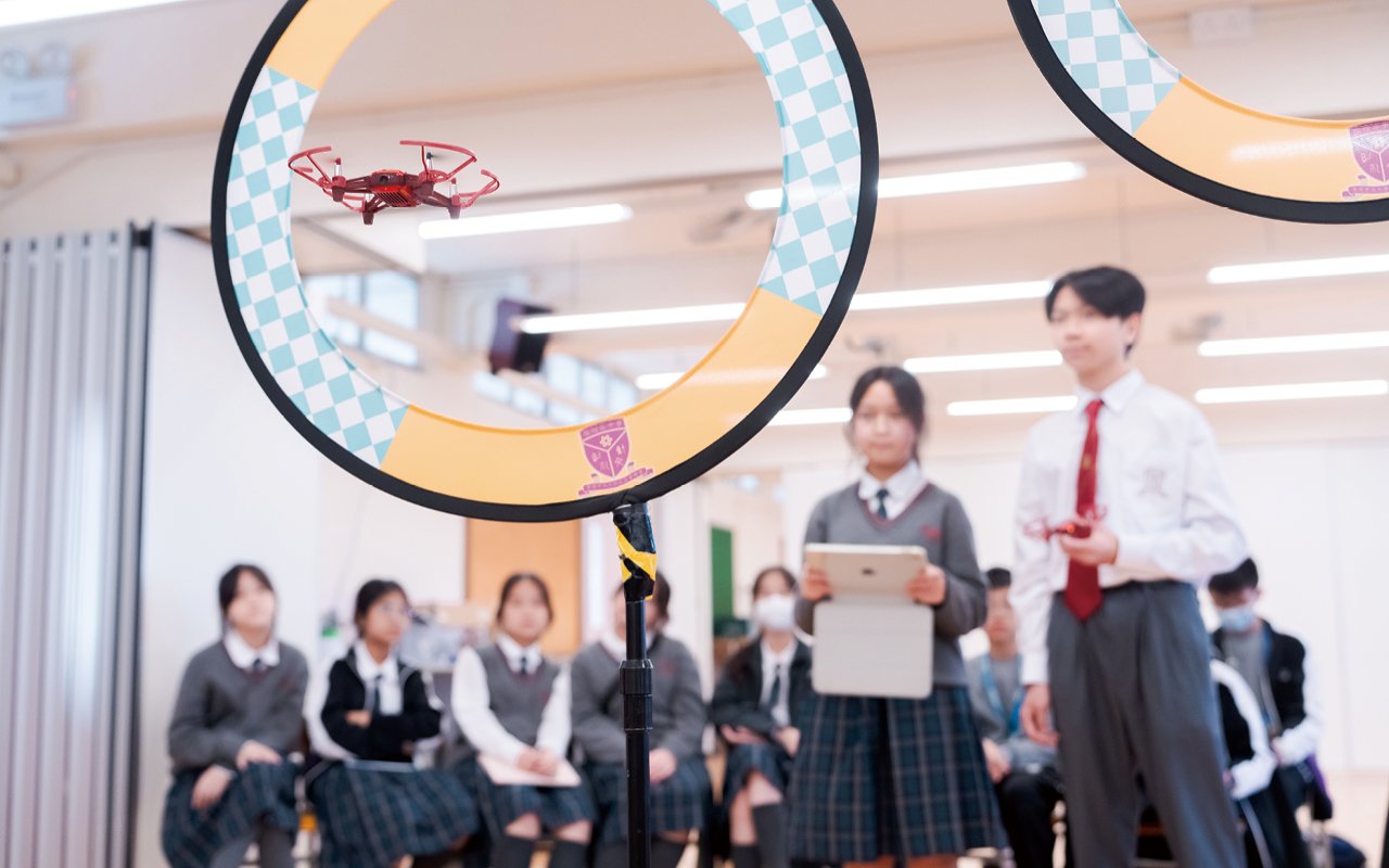 開辦「無人機課程」