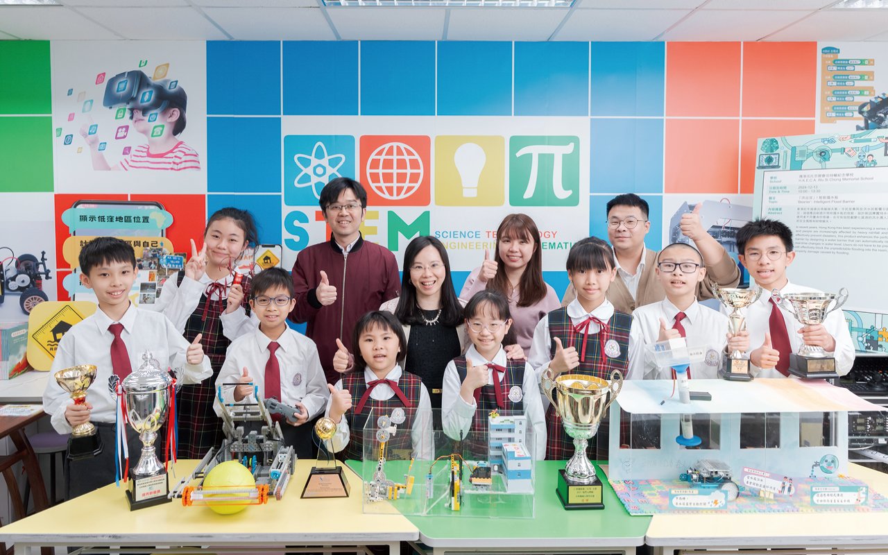 學校去年榮獲「十大傑出推動STEM學校」的榮譽