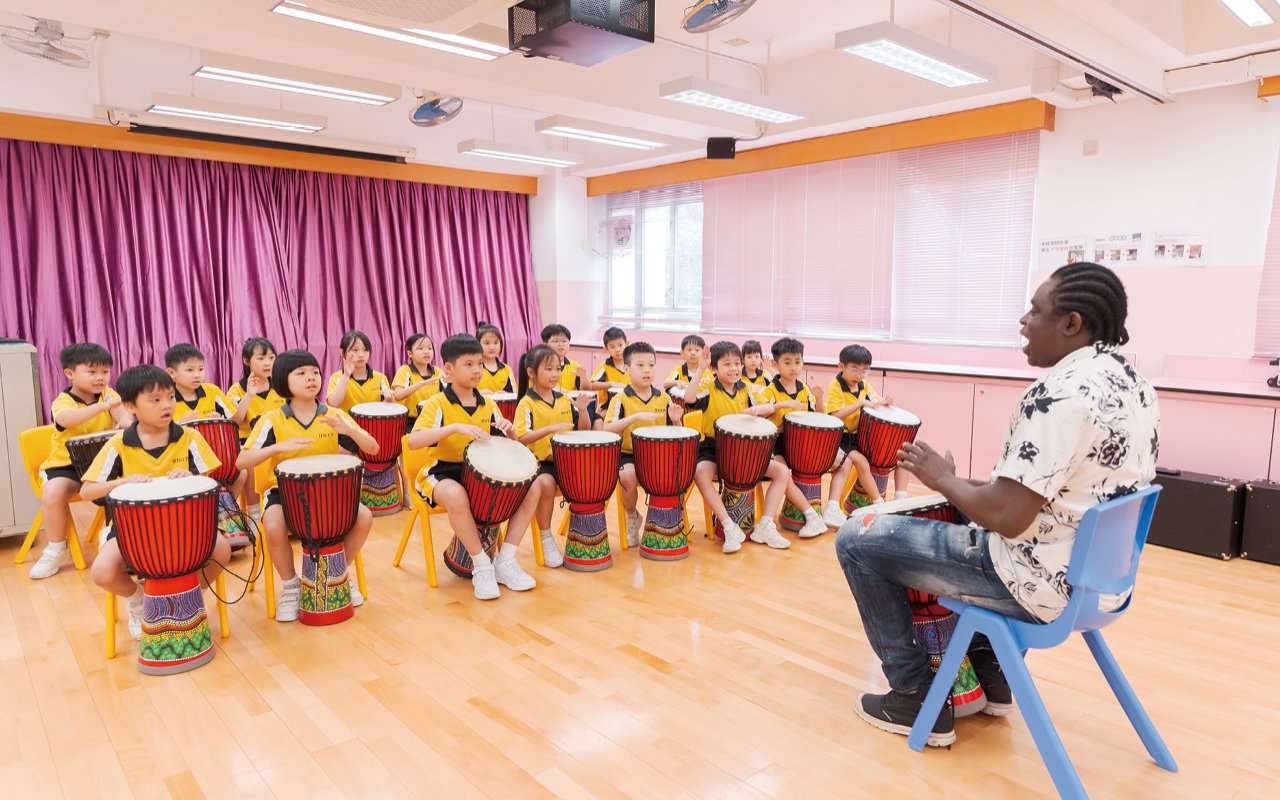 让学生有更多接触英语的机会