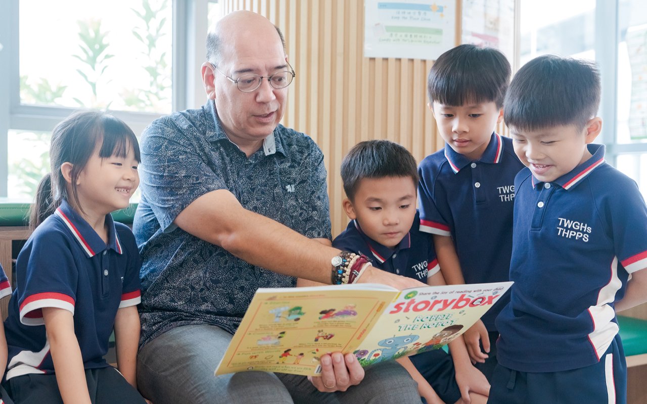 學校循序漸進地推行英語閱讀